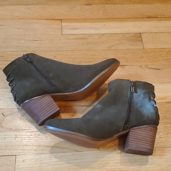 Aldo Green Suede Boots Booties - 7.5 - Picture 7 of 13